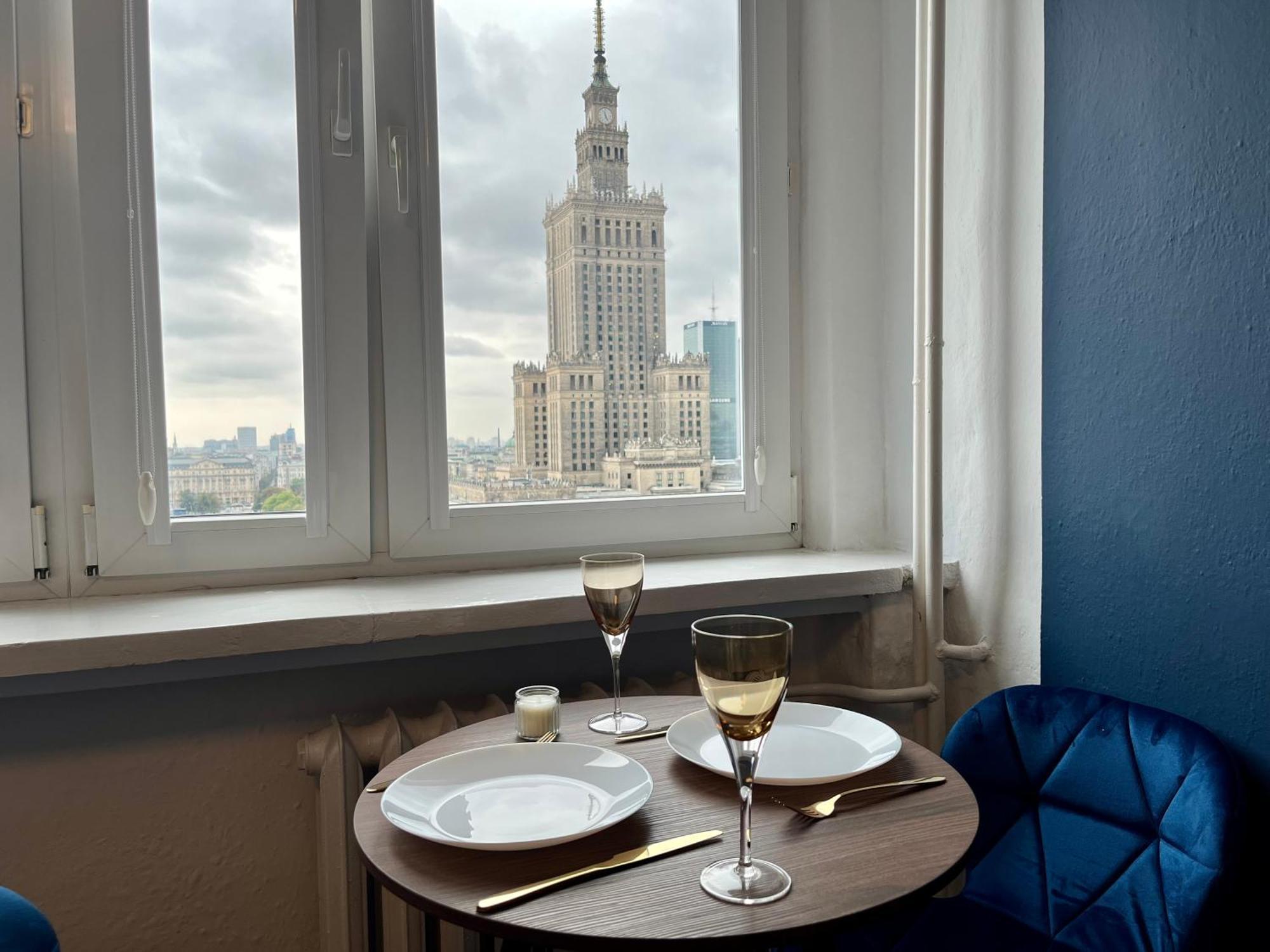 == View Center == Apartament Warszawa